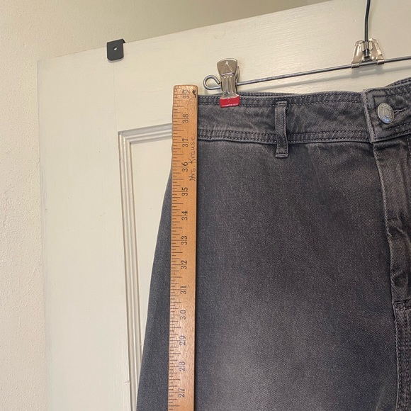 ANTONIO MELANI Women’s Gray Wide Leg/Flare Raw Hem Jeans Size 12 High Rise - Picture 2 of 8